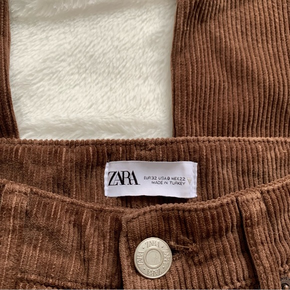 3/30$🤍 ZARA | Brown corduroy straight leg/ flare jeans - Picture 5 of 7